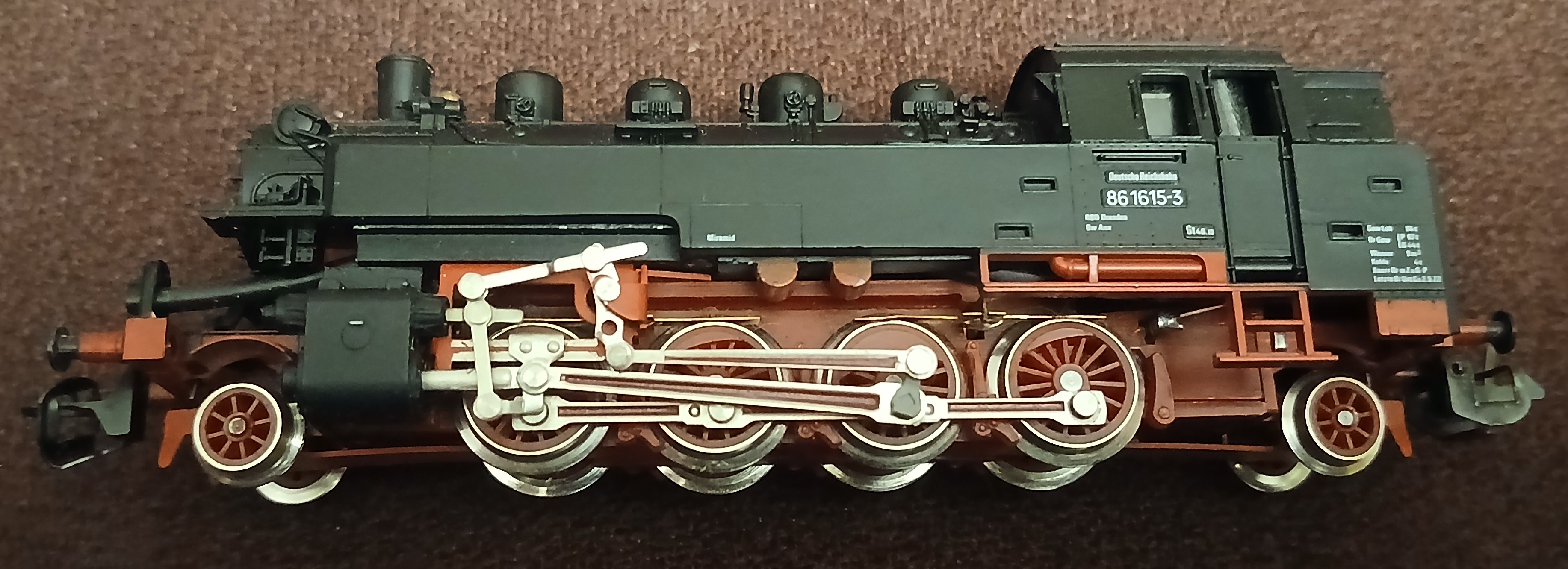 Модель паровоза BR86