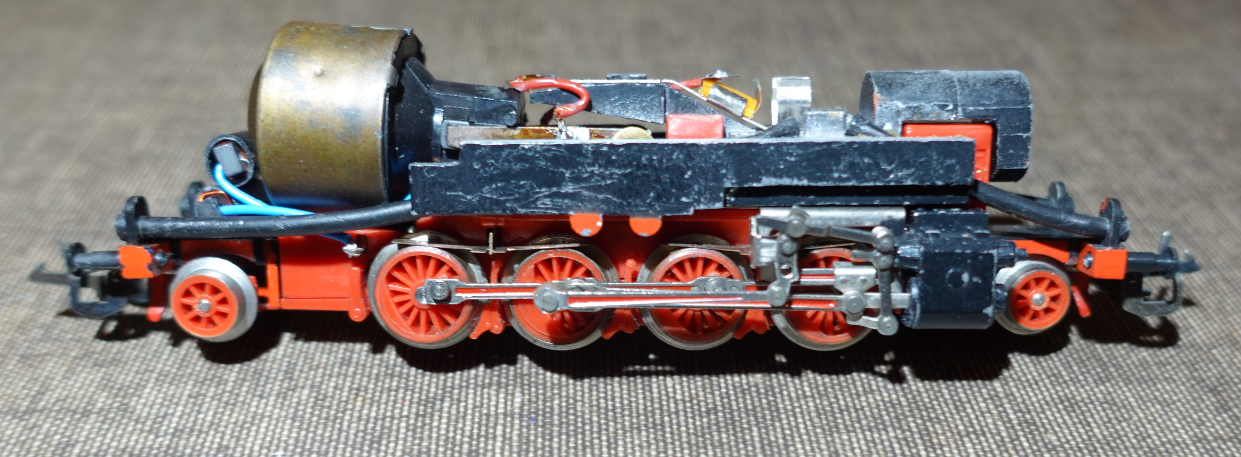 Шасси модели паровоза BR86 