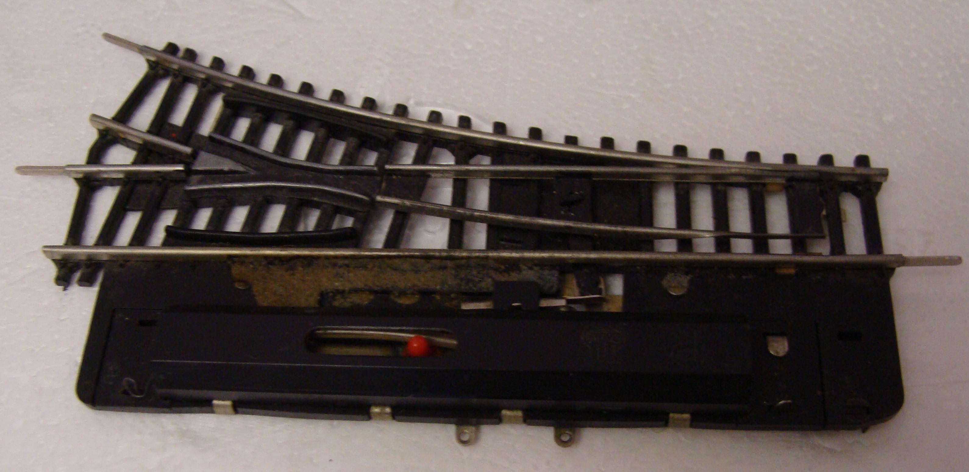 Стрелка с электромагнитным приводом первоначальной конструкции