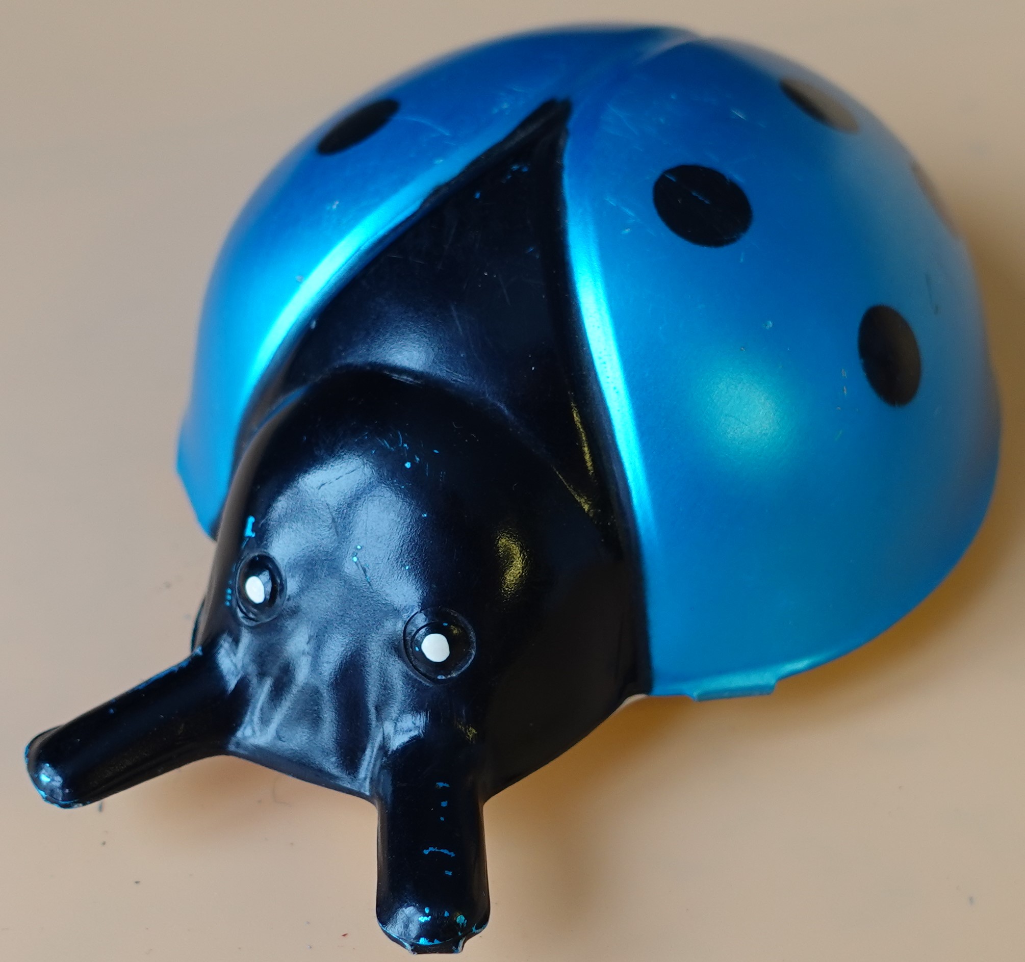 Игрушка Жук завода Искра Игрушка Жук завода Искра
